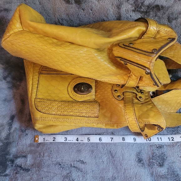 Jessica Simpson purse - Picture 7 of 10